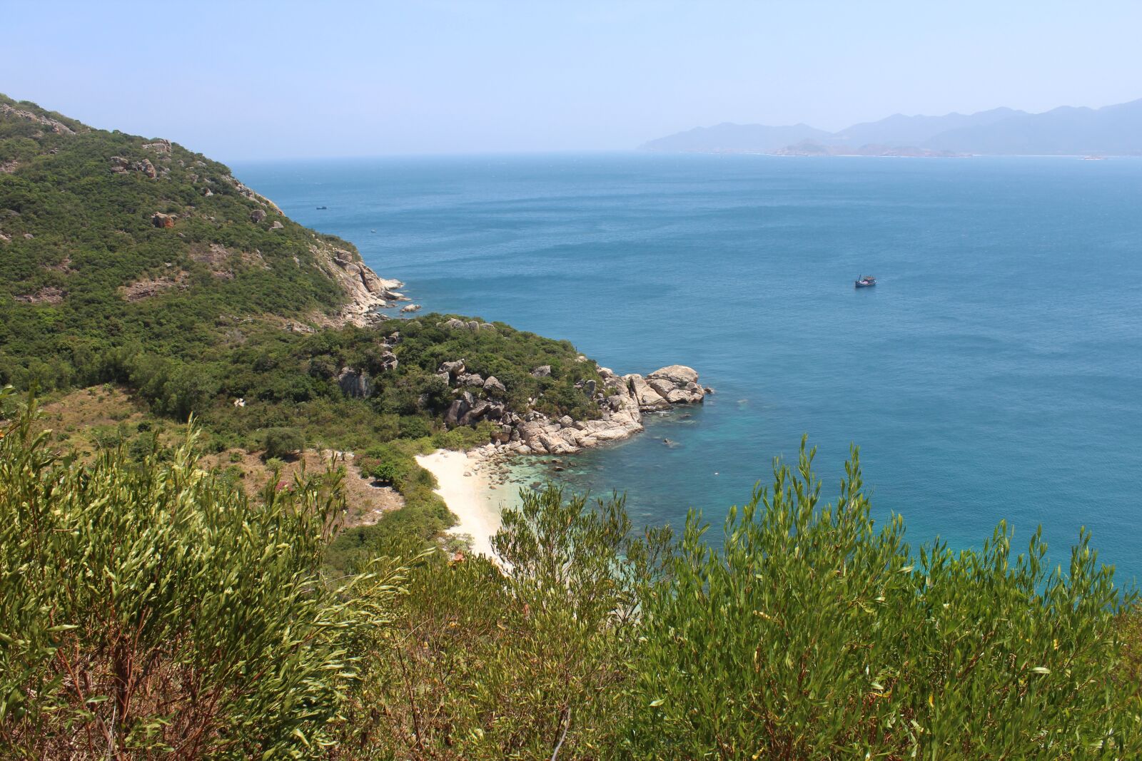 Canon EOS 1300D (EOS Rebel T6 / EOS Kiss X80) sample photo. Asia, vietnam, nature photography