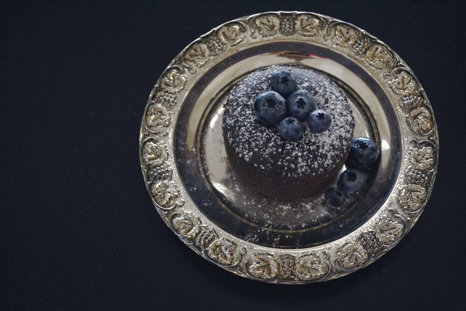 Nikon D3100 sample photo. Chocolate, souflee, blueberry photography