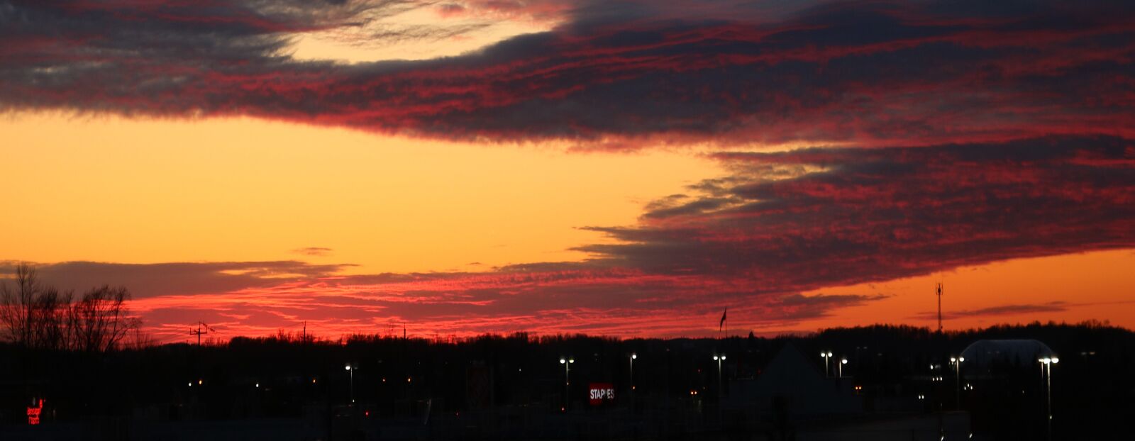 Canon EOS 750D (EOS Rebel T6i / EOS Kiss X8i) sample photo. Sunset, sky, nature photography