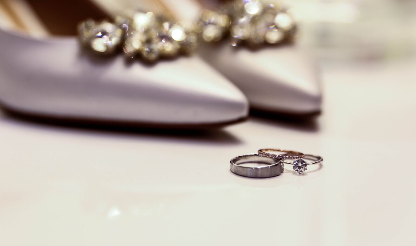 Canon EOS 6D sample photo. Shoe, ring, diamond photography