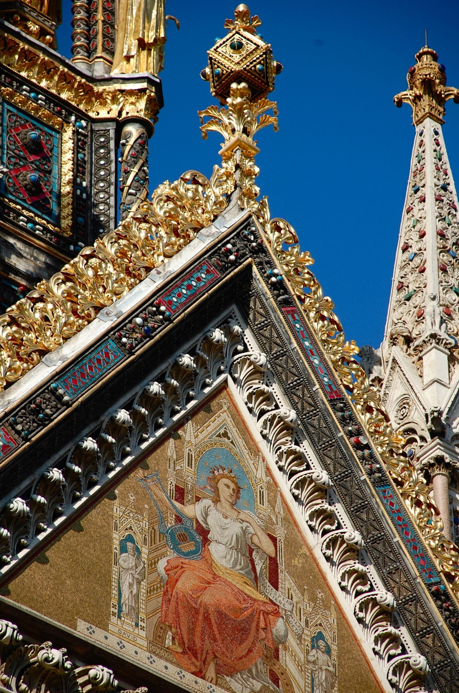 Nikon D40 sample photo. Cathedral, landmark, statue photography