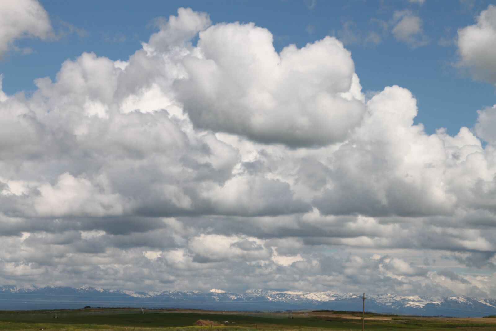 Canon EOS 500D (EOS Rebel T1i / EOS Kiss X3) sample photo. Clouds, nature, blue photography