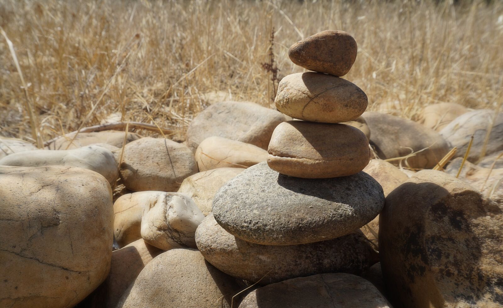 Sony a5100 sample photo. Balance, stones, meditation photography