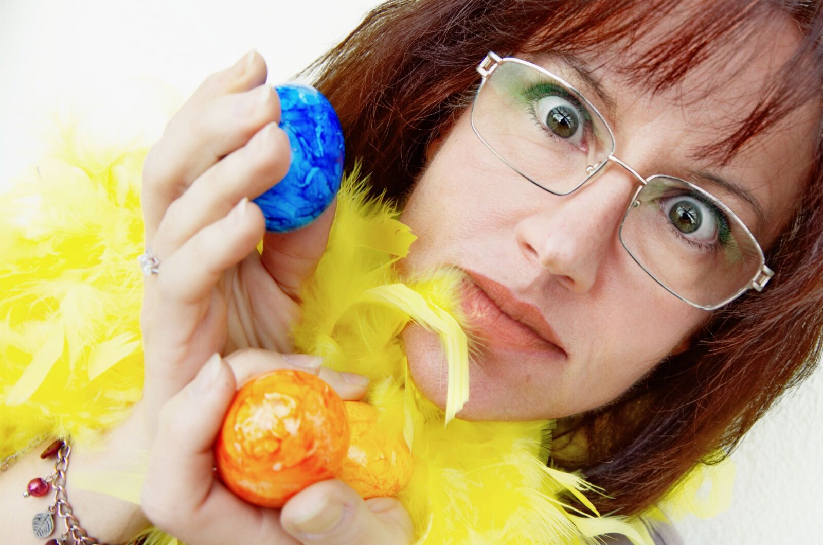 Nikon D7200 sample photo. Woman, easter, easter eggs photography