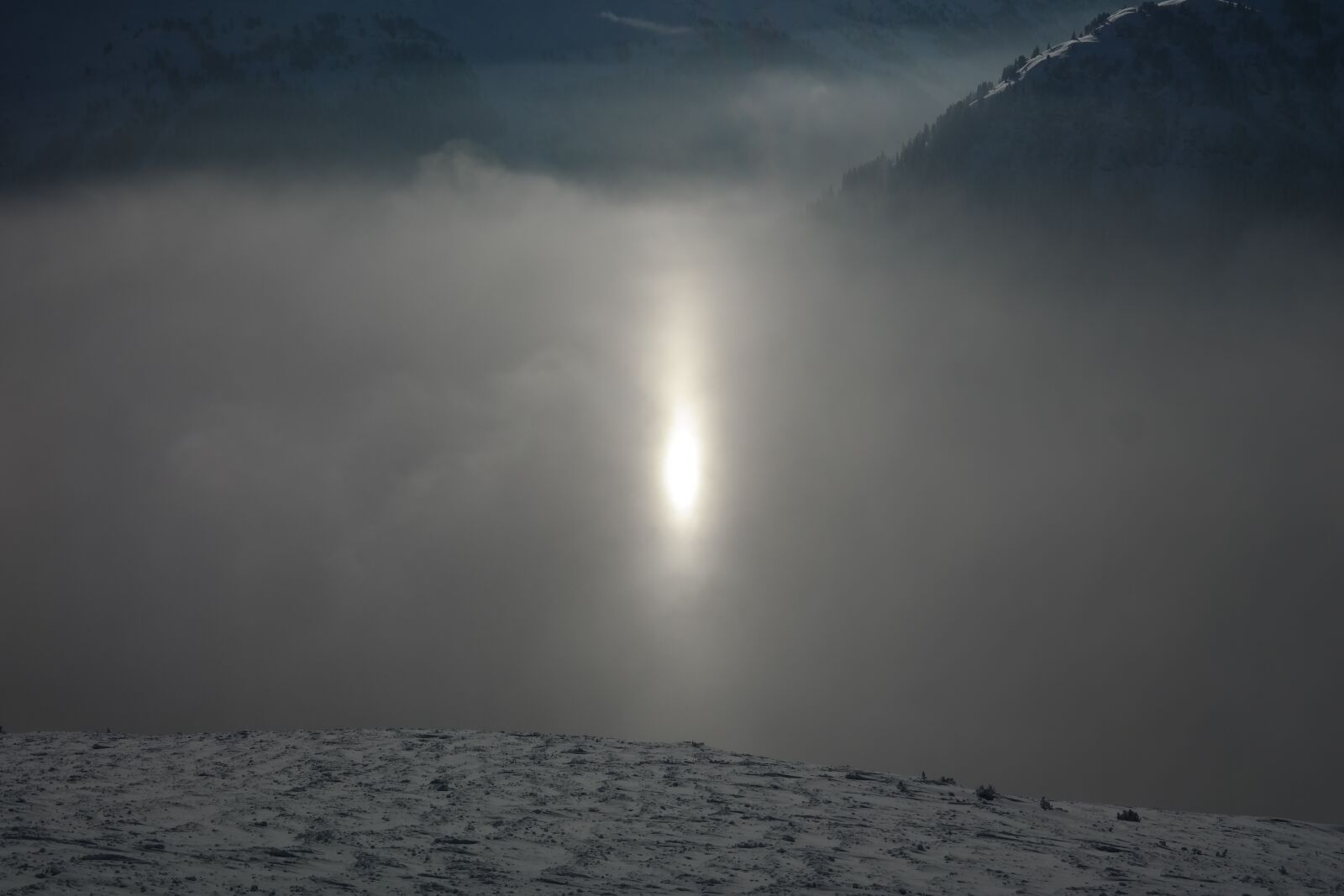 Samsung NX300 sample photo. Sun, reflection, fog photography