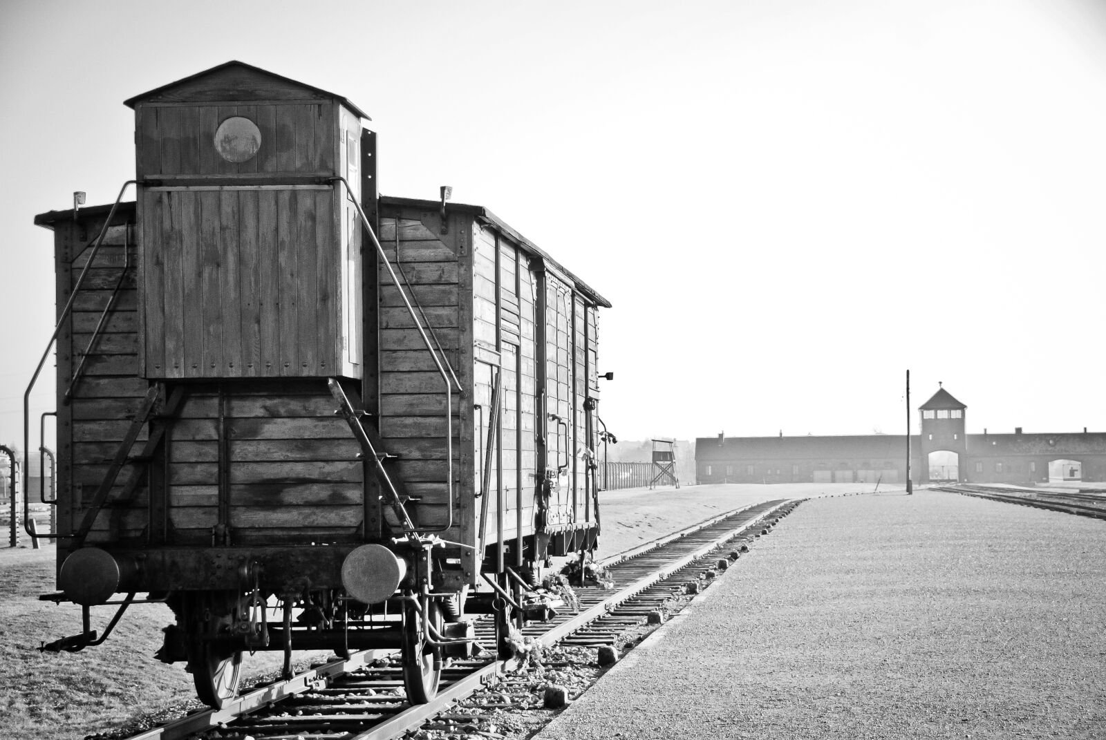 Nikon D200 sample photo. Auschwitz, birkenau, war photography