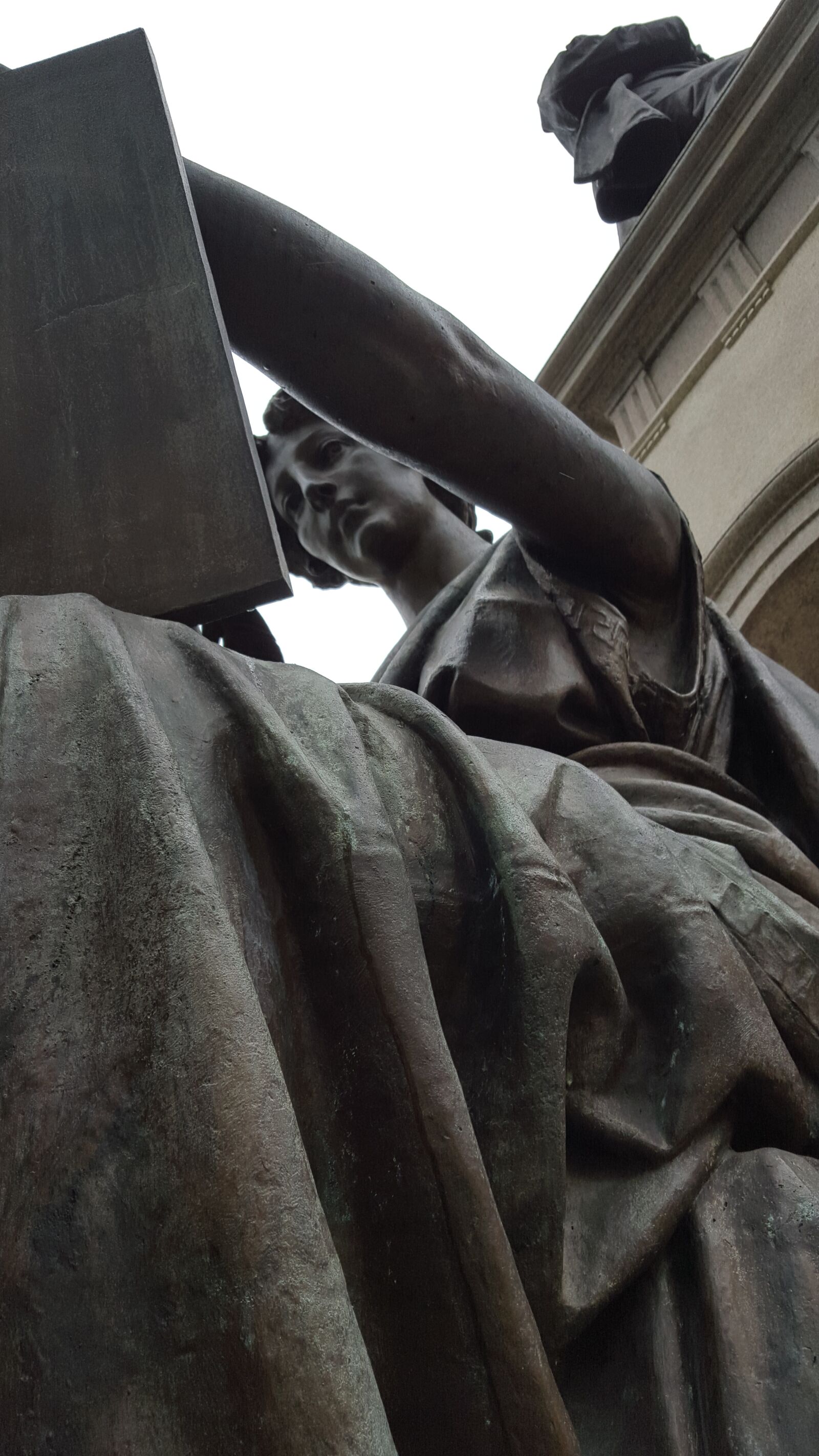 Samsung Galaxy S6 sample photo. Justice, statue, woman photography