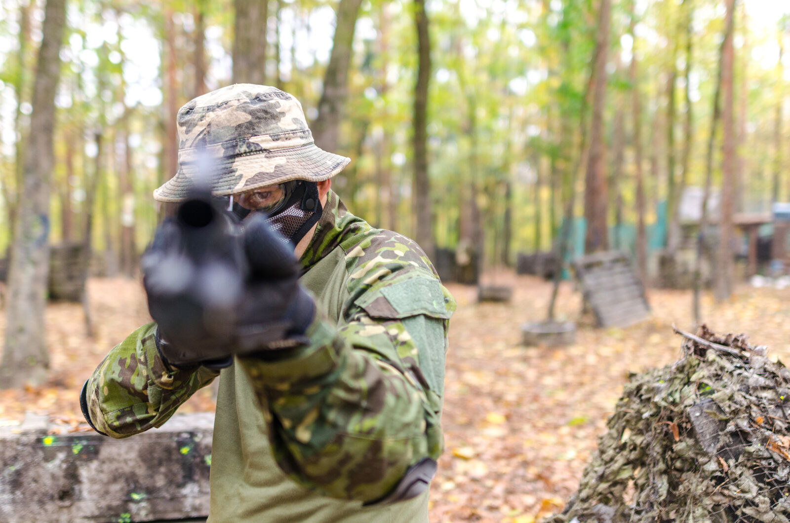 Nikon D5100 sample photo. Action, aiming, airsoft, ambush photography