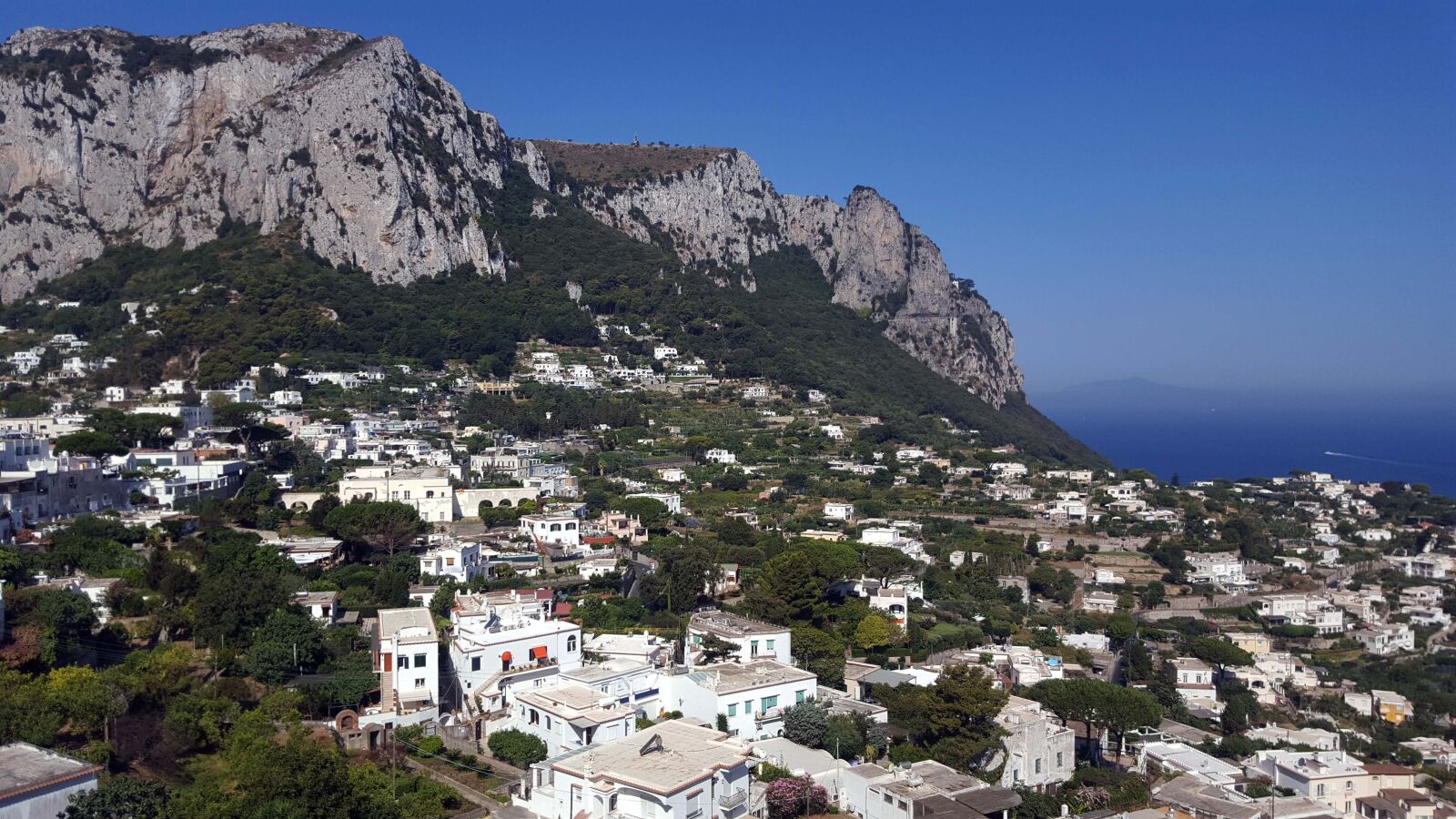 Samsung Galaxy S6 sample photo. Capri, island, holiday photography