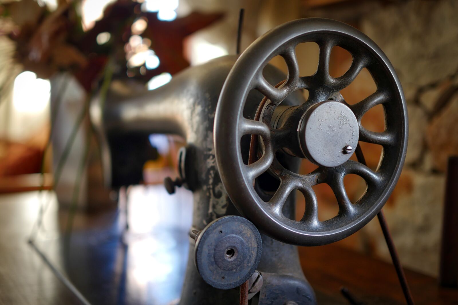 Panasonic Lumix DMC-GX8 sample photo. Wheel, industry, machine photography