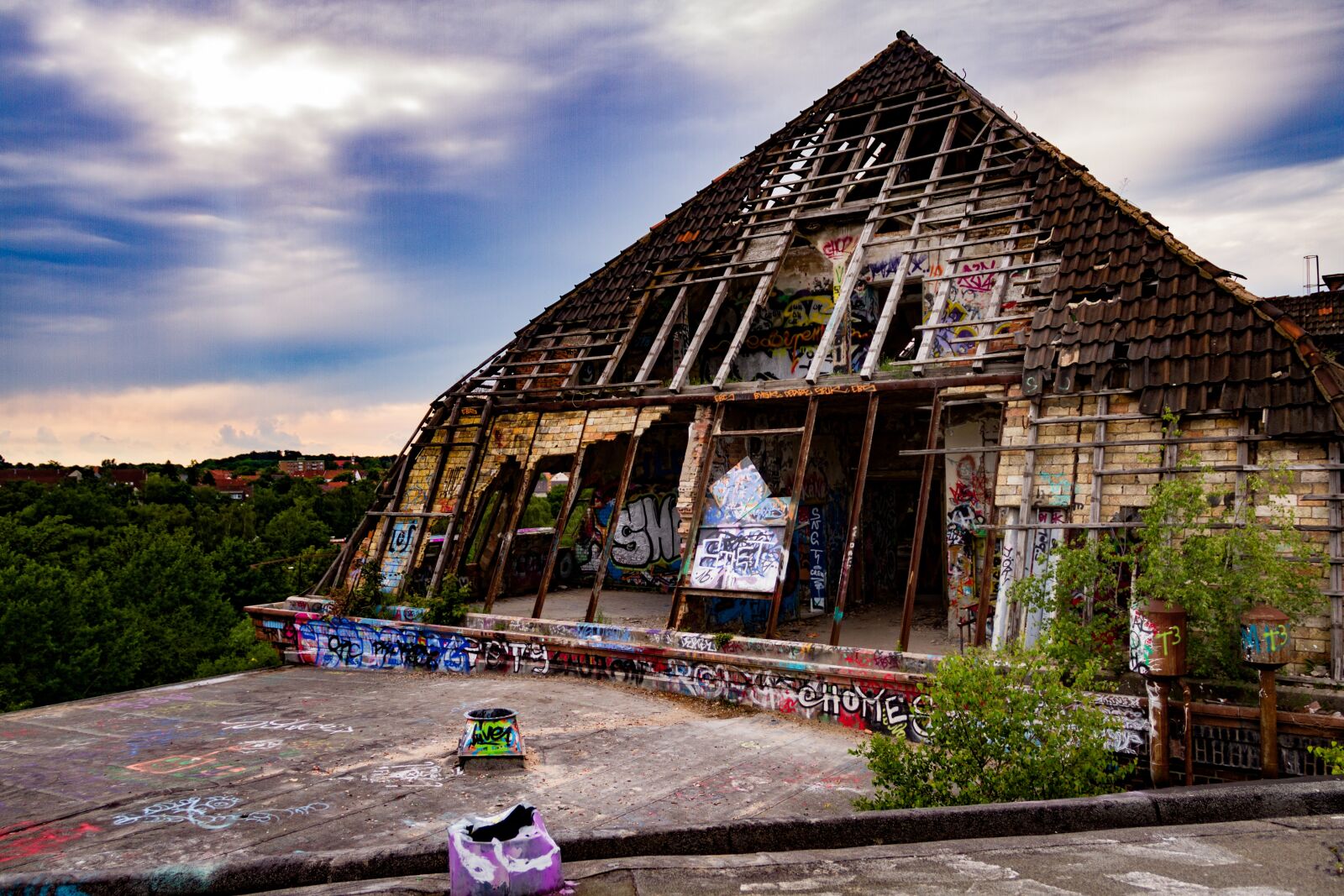 Canon EOS 7D sample photo. Lost place, continental, hanover photography