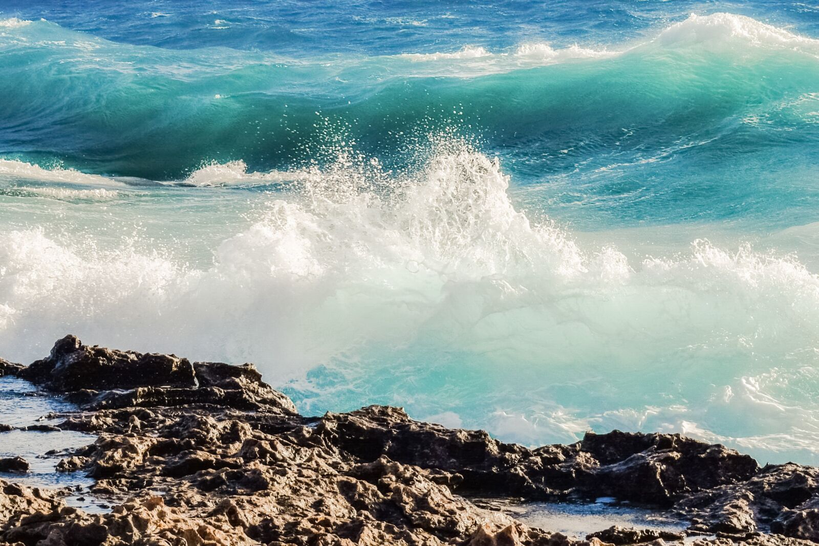 Nikon D3300 sample photo. Wave, transparent, smashing photography