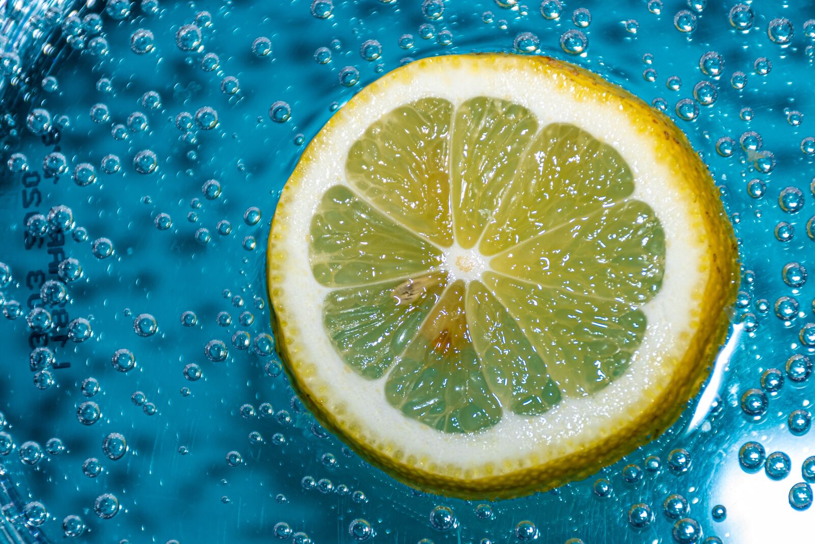 Nikon D5600 sample photo. Lemon, vitamins, fruit photography