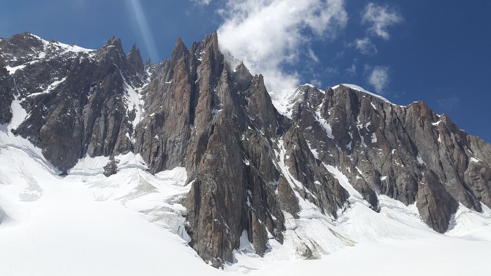 Samsung Galaxy Alpha sample photo. Aiguilles du diable, mont photography