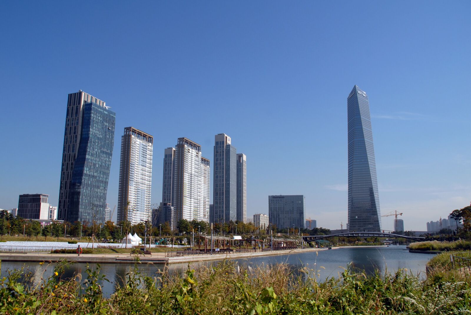 Nikon D200 sample photo. Songdo incheon korea, building photography