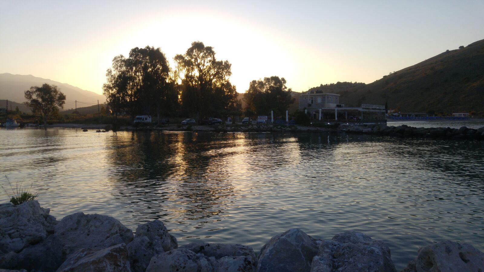 LG G4 sample photo. River, evening, landscape photography