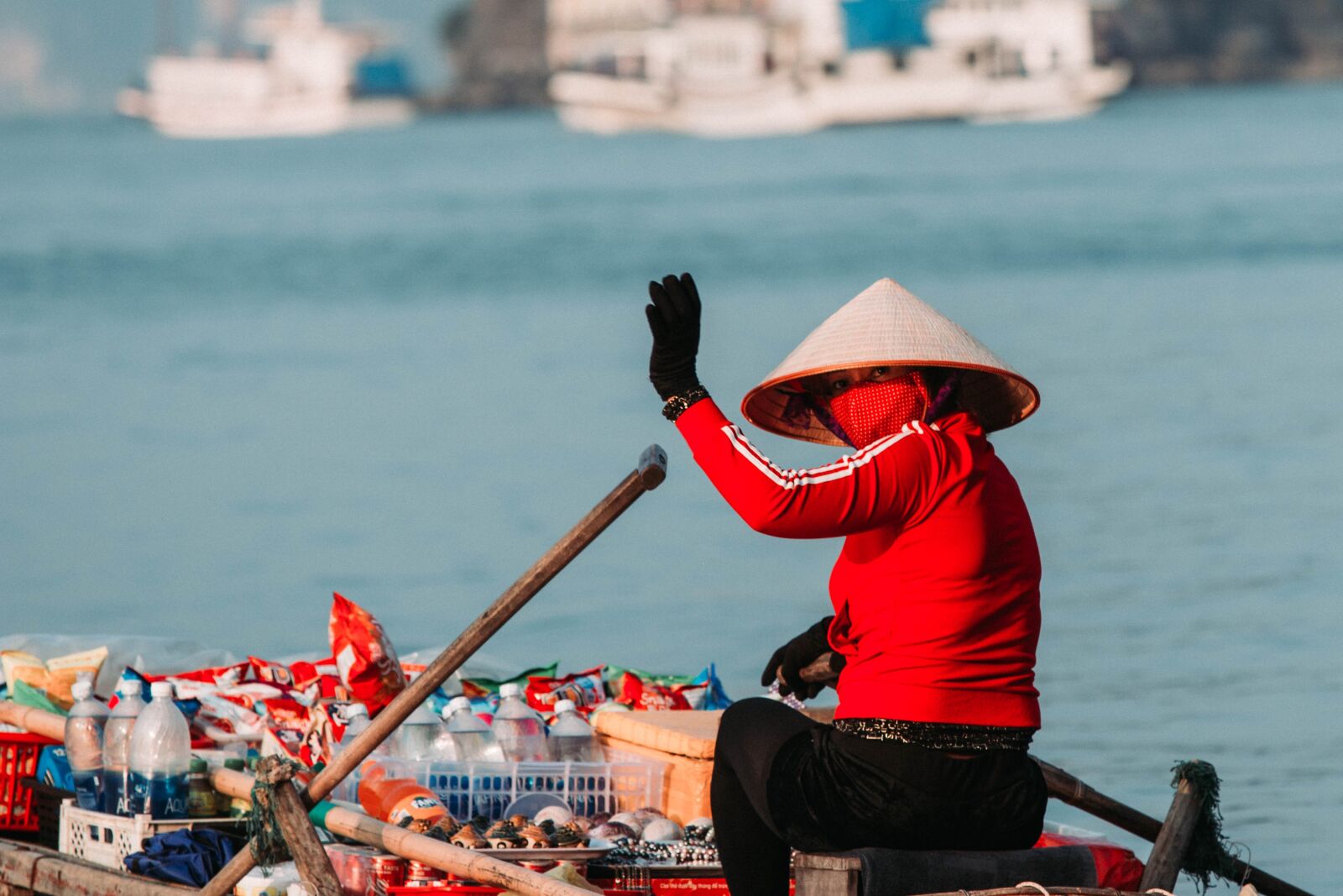 Canon EOS 70D + Canon EF 70-200mm F4L IS USM sample photo. Boat, asian, vietnam photography