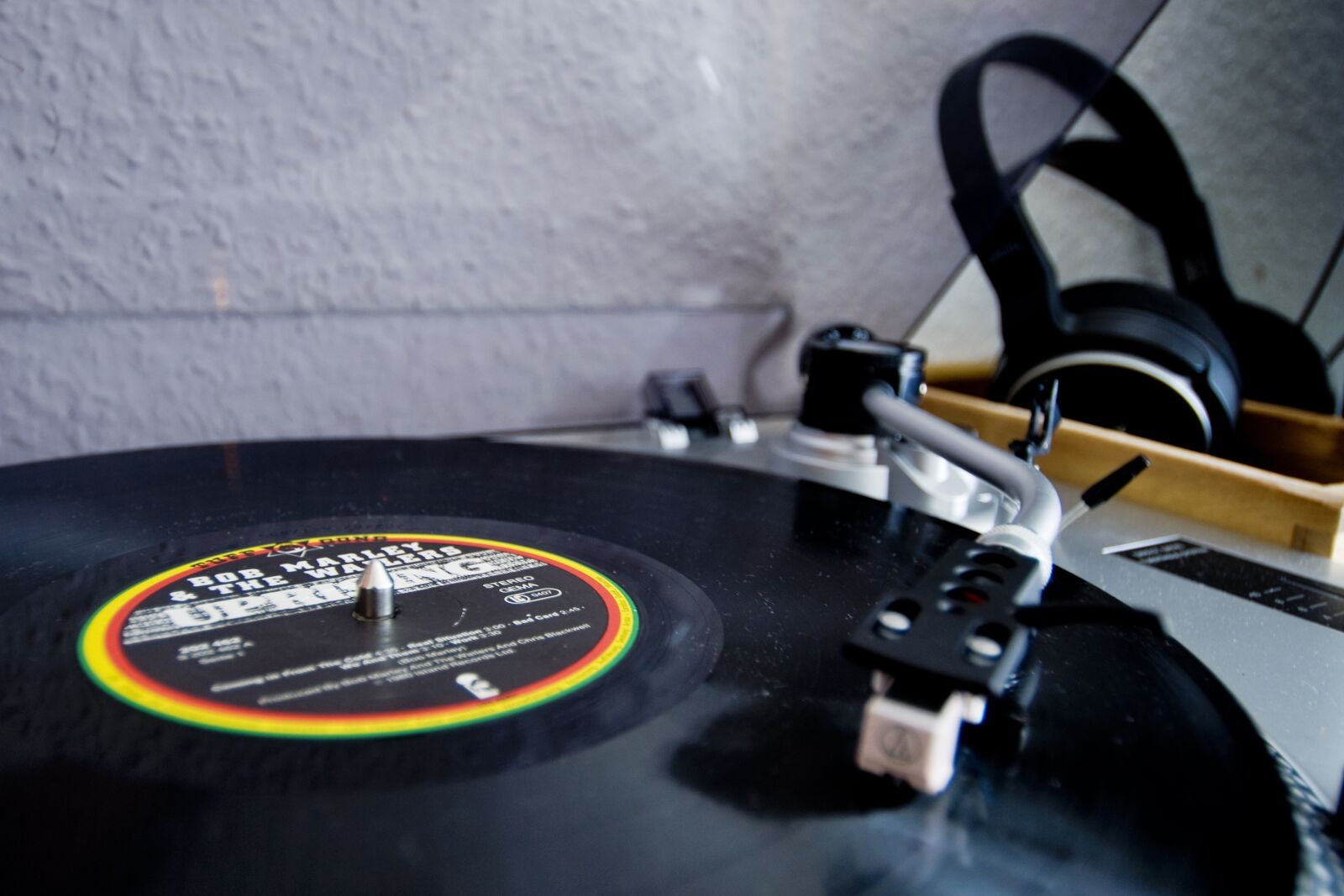 Nikon D90 sample photo. Turntable, lp, music photography