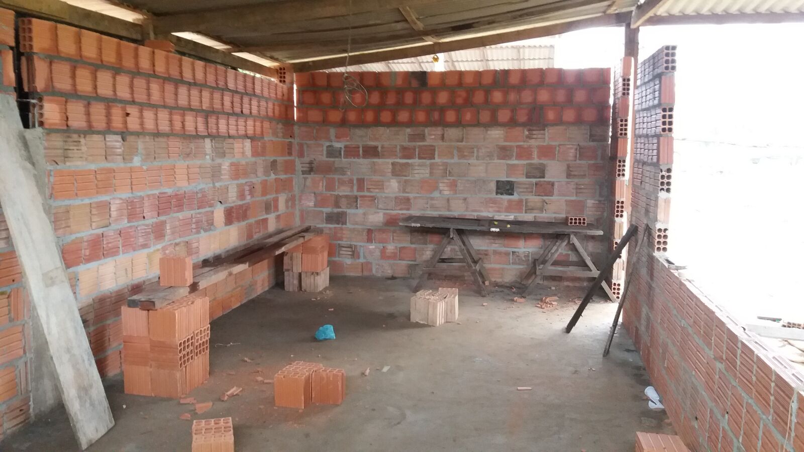 Samsung Galaxy J5 sample photo. Construction, bricks, reform photography