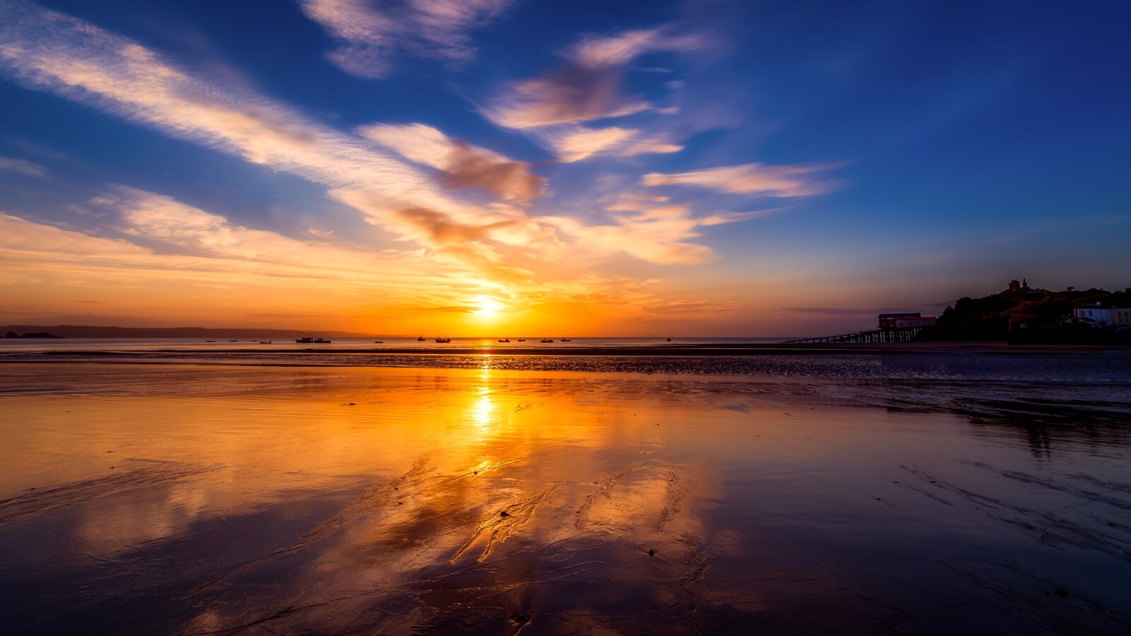 Tokina AT-X Pro 11-16mm F2.8 DX II sample photo. Sunrise, beach, sand photography