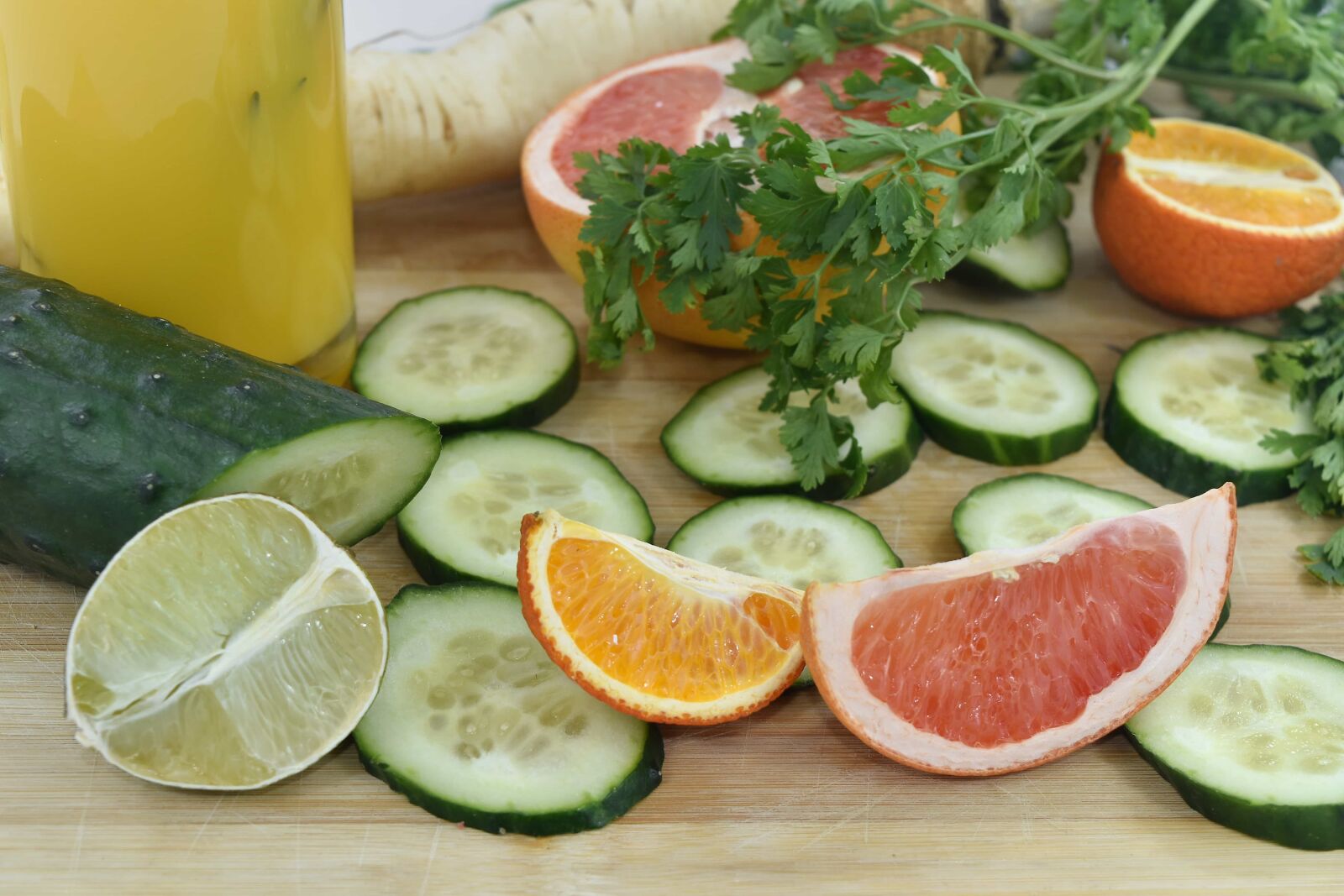 Nikon D5500 sample photo. Cross section, cucumber, fruit photography