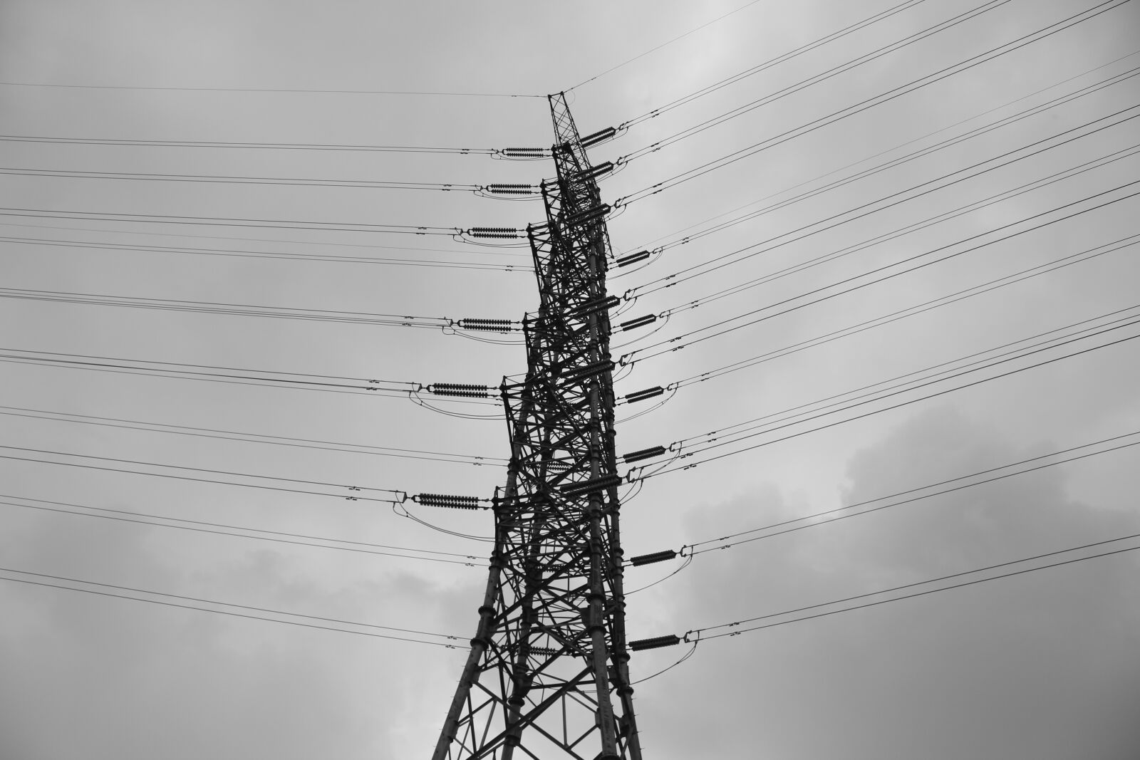 Canon EF-S 17-85mm F4-5.6 IS USM sample photo. Electricity, black and white photography