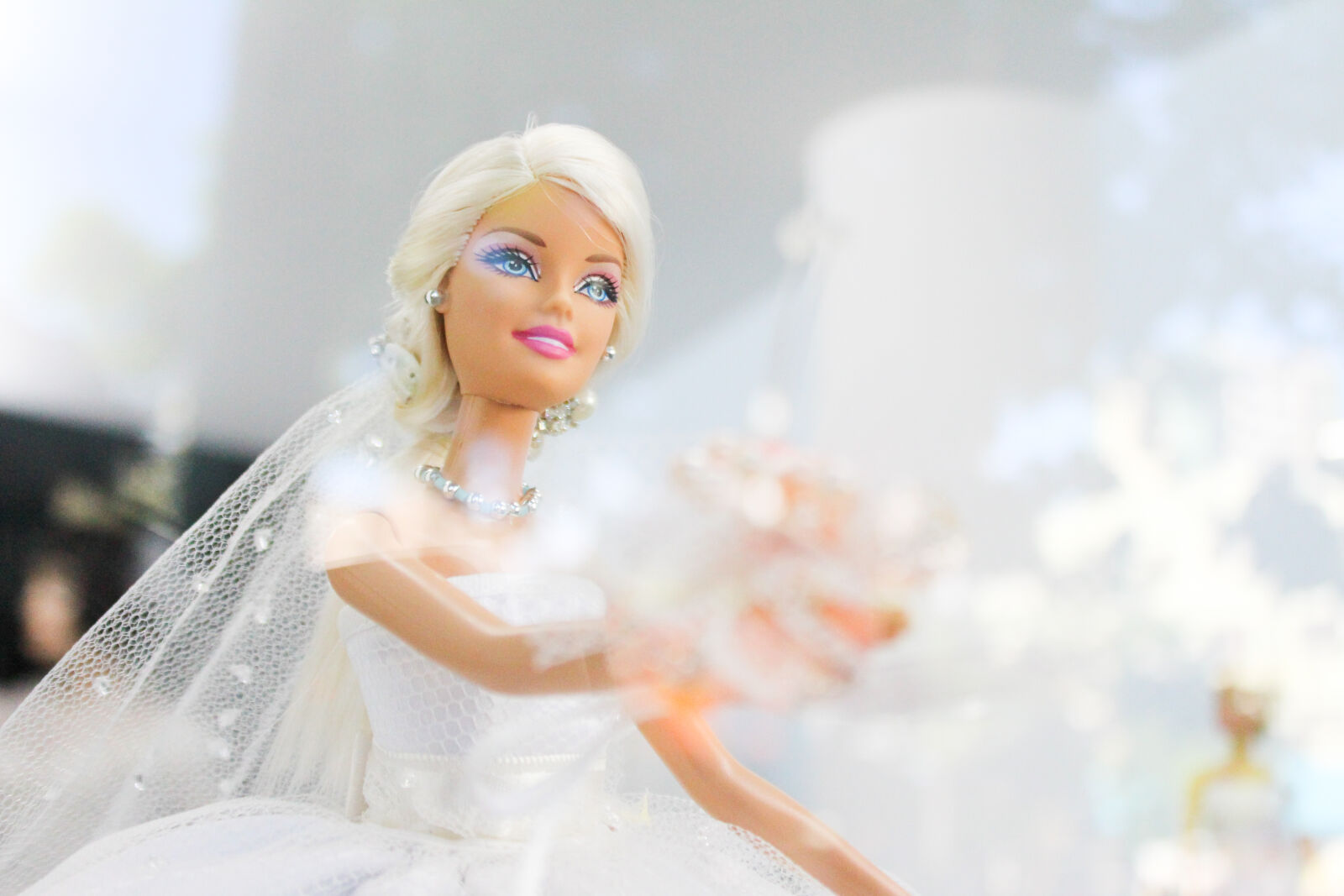 Canon EOS 700D (EOS Rebel T5i / EOS Kiss X7i) + Canon EF-S 18-55mm F3.5-5.6 IS II sample photo. Barbie, bride, doll, wedding photography