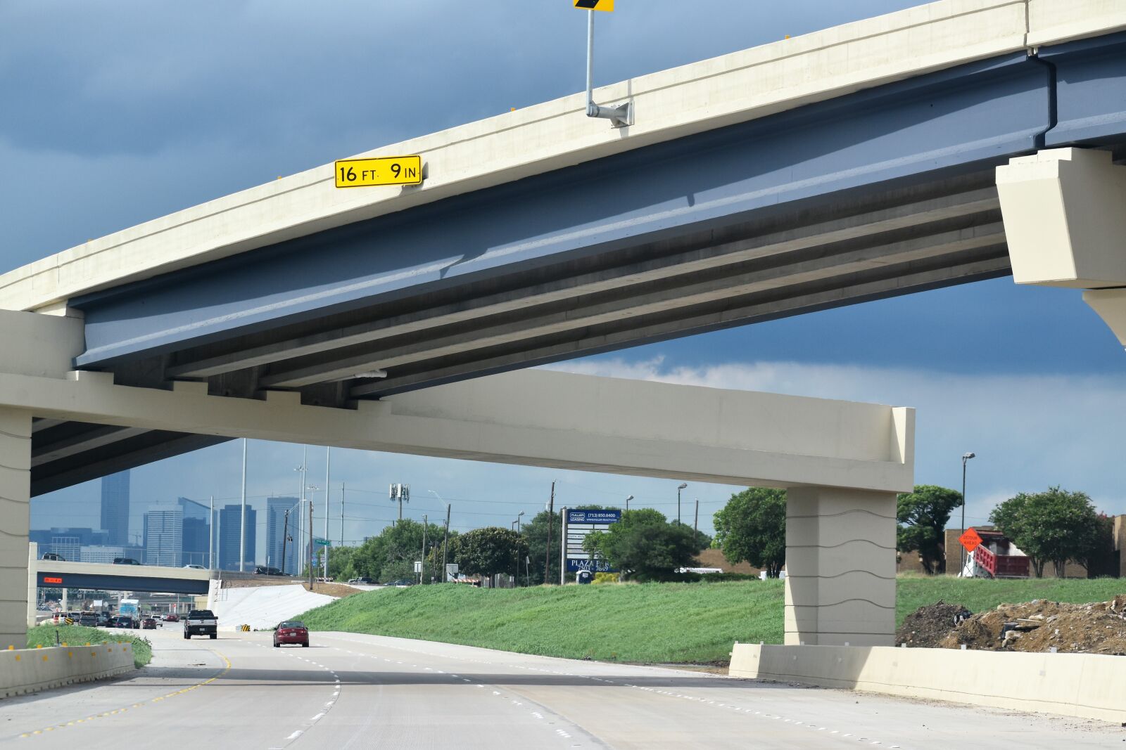 Nikon D3500 sample photo. Ramp, highway, traffic photography