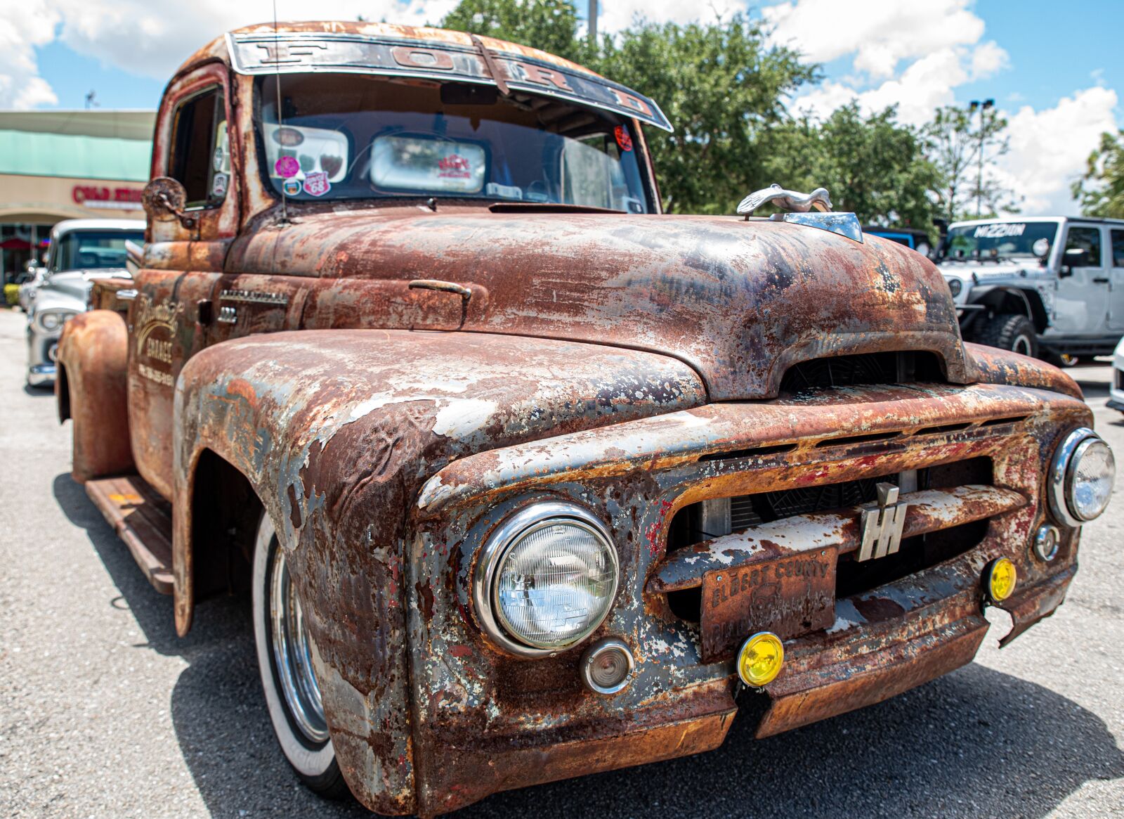 Tamron SP 24-70mm F2.8 Di VC USD sample photo. Truck, pickup, rust photography