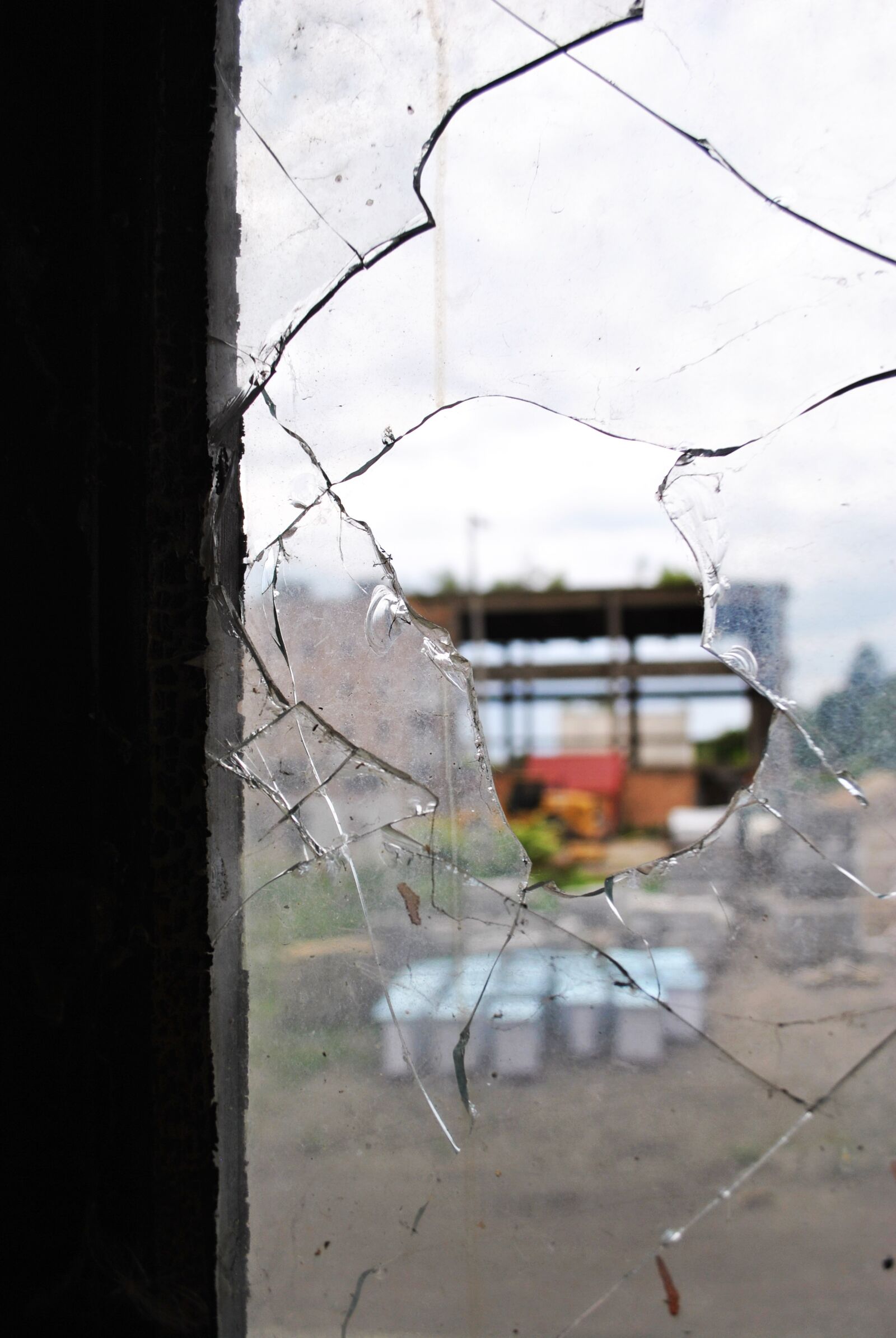 Nikon D3000 sample photo. Building, fracture, old photography