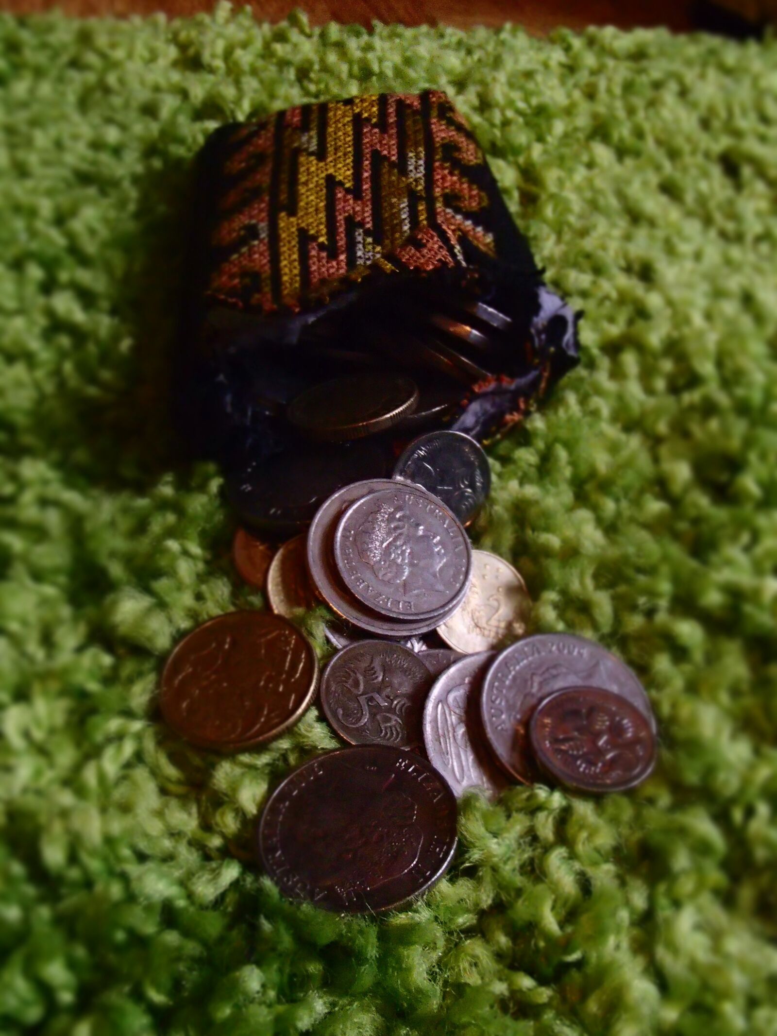 Olympus TG-620 sample photo. Money, purse, cash photography