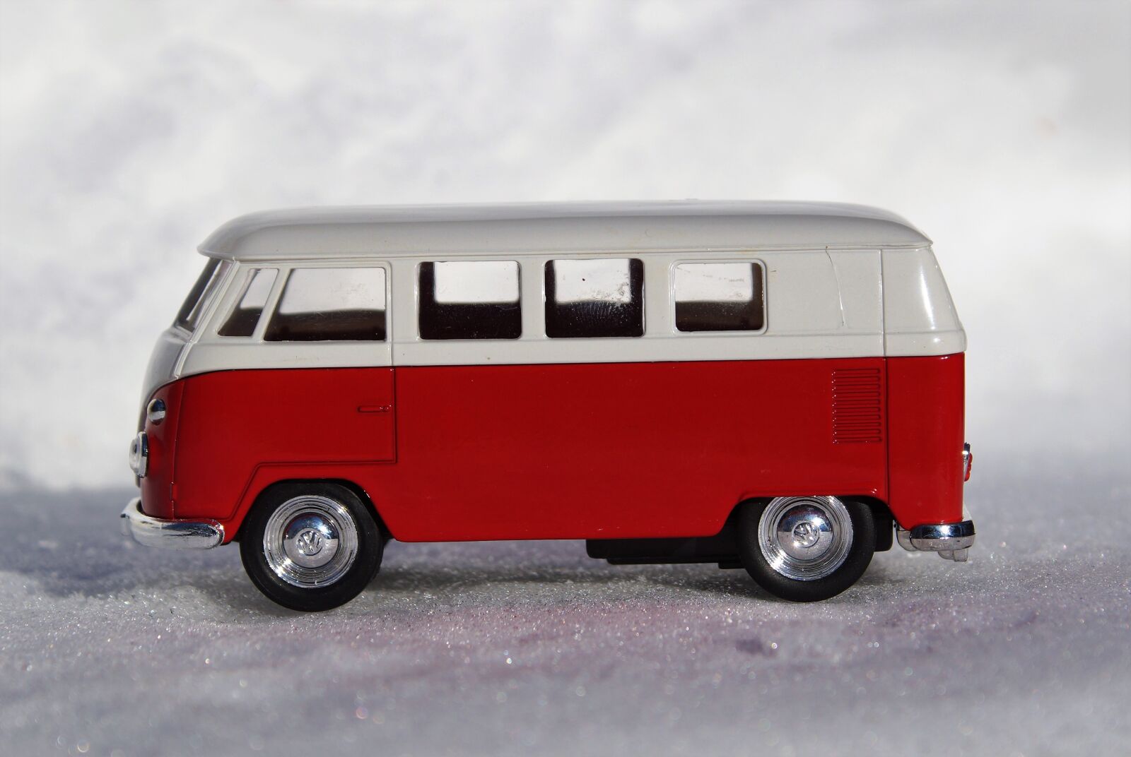 Sony DT 18-70mm F3.5-5.6 sample photo. Model car, auto, vehicles photography