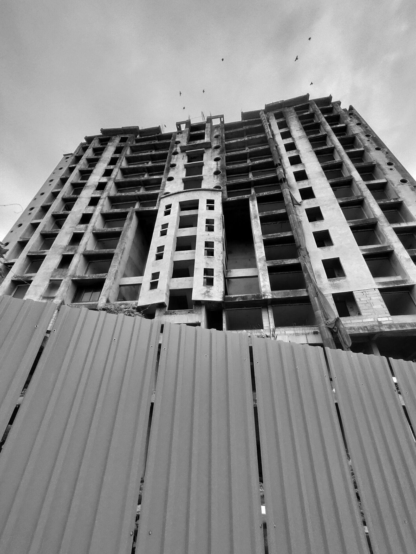 Realme XT sample photo. Ruins, loose ends, building photography