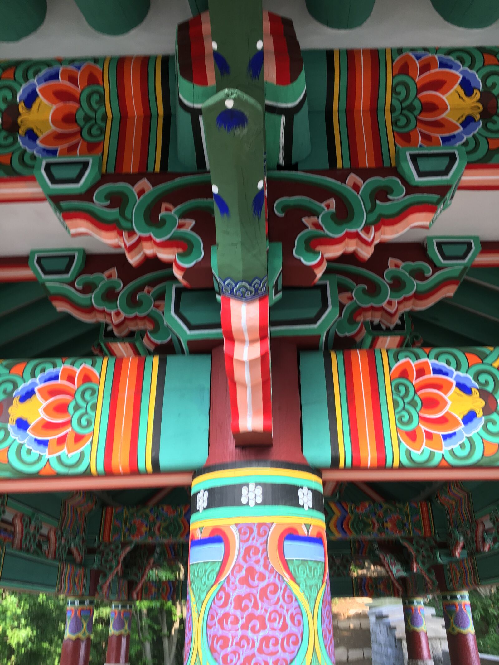 Apple iPhone 6s sample photo. Dancheong, daenammun, korea photography
