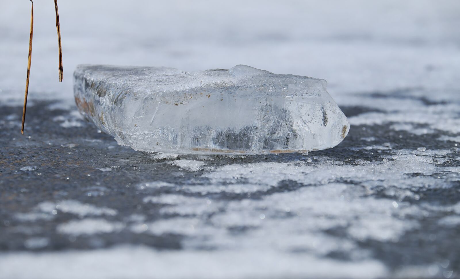 Fujifilm X-T10 sample photo. Chunks of ice, frozen photography