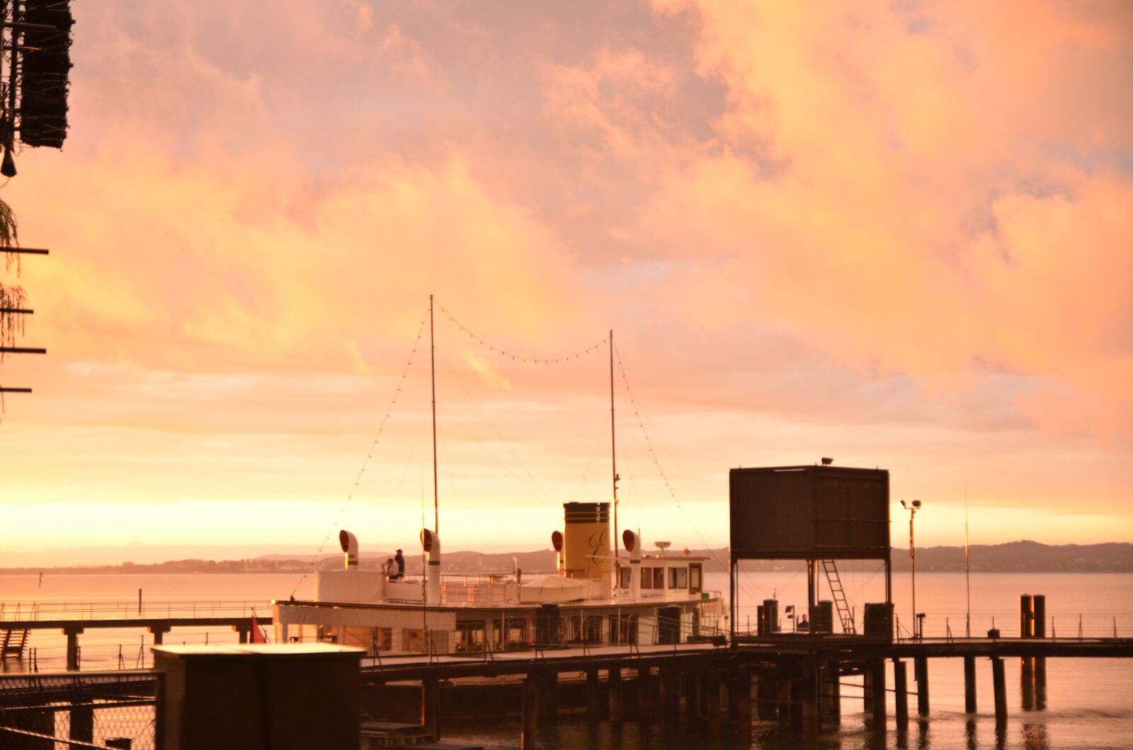 Nikon D7000 sample photo. Lake, sunset, lake stage photography