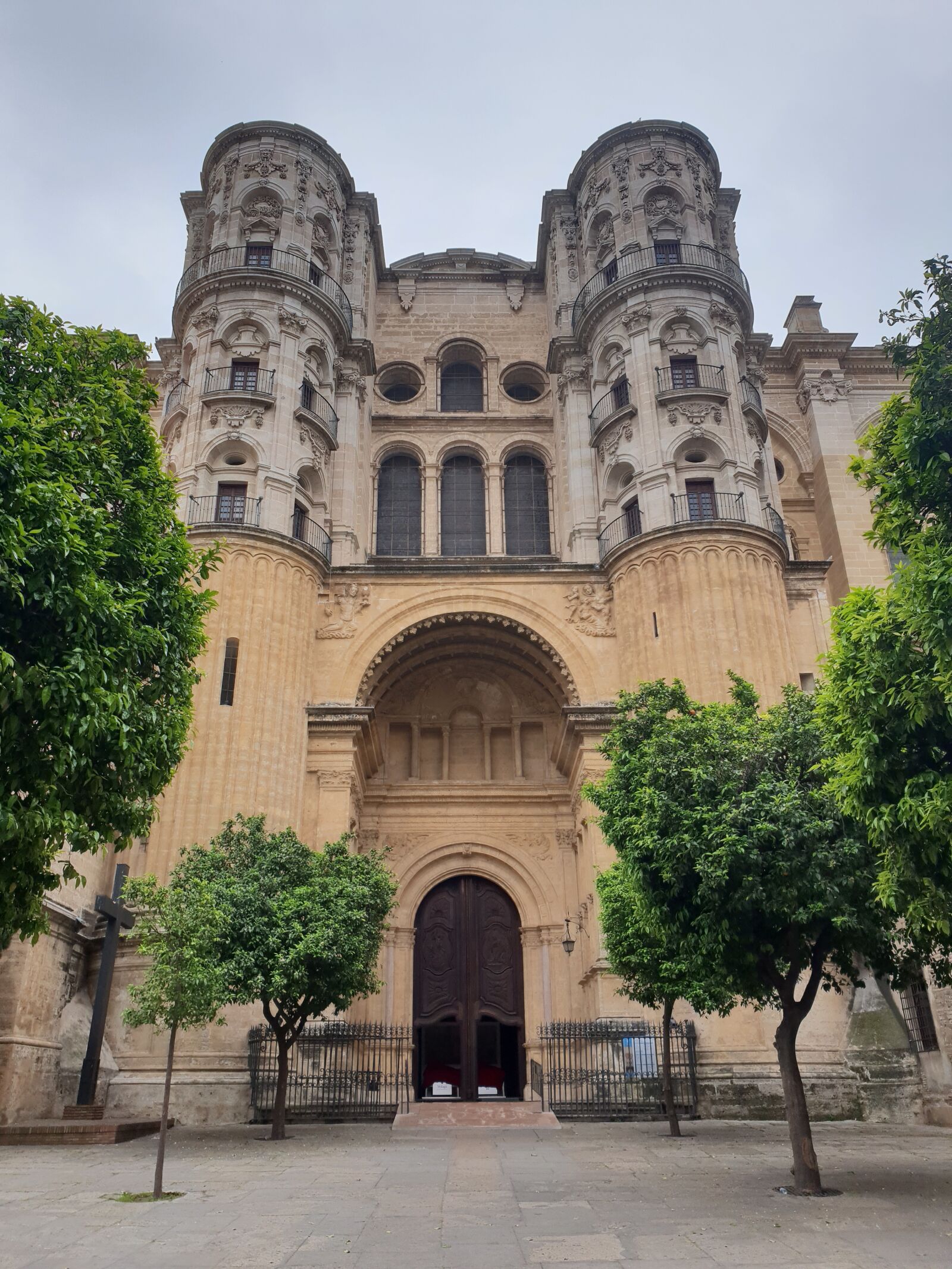 Samsung Galaxy S9 sample photo. Malaga, cathedral, malagacentro photography