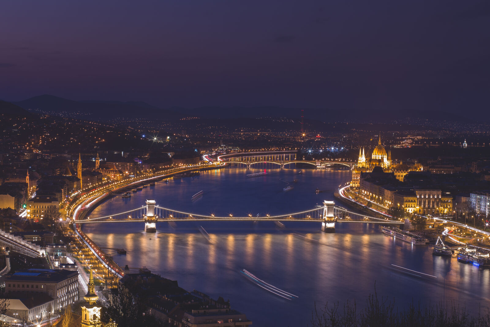 Canon EF 85mm F1.8 USM sample photo. Night, bridge, metal, river photography