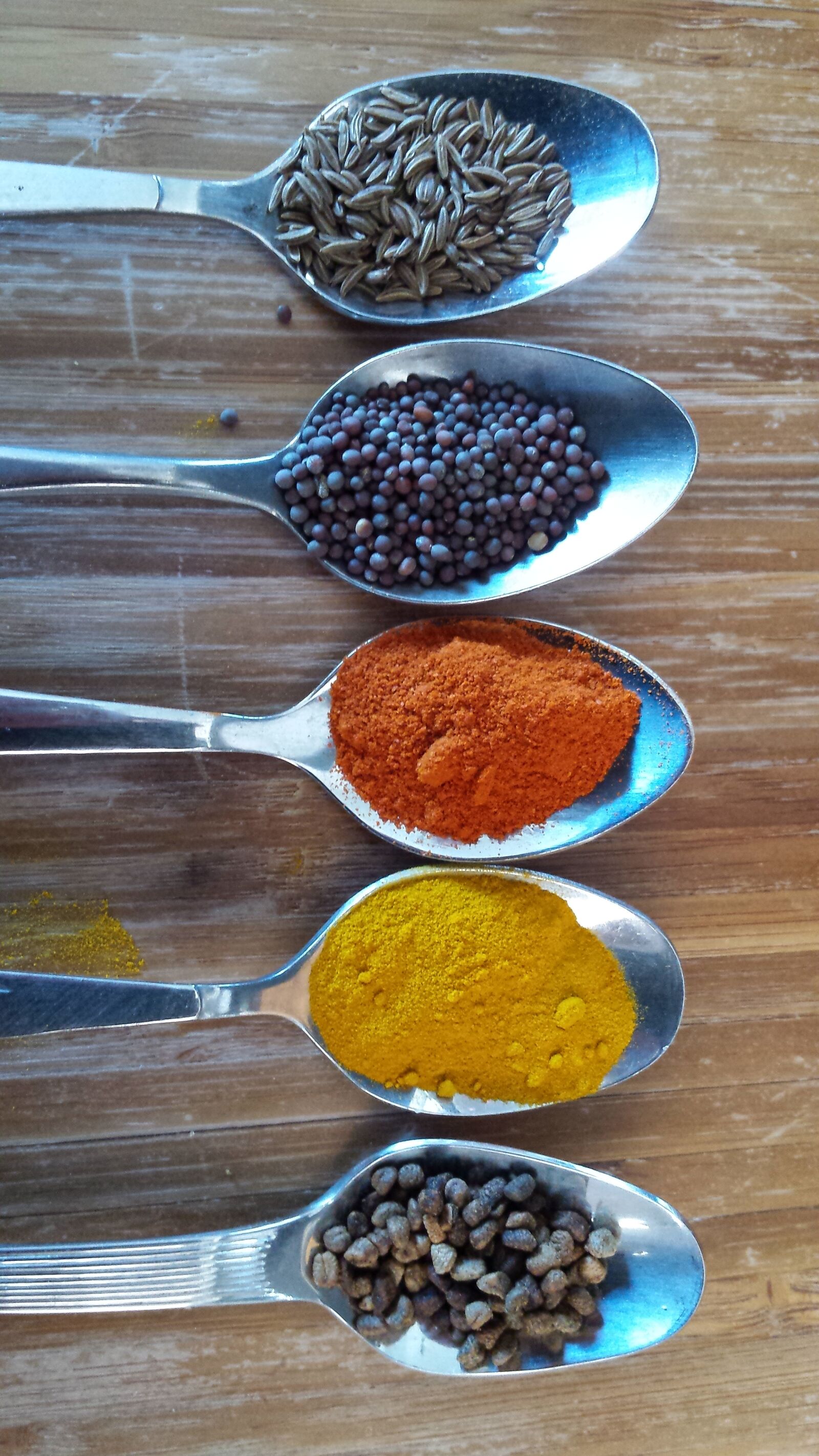 Samsung Galaxy S4 sample photo. Spoons, spices, india photography