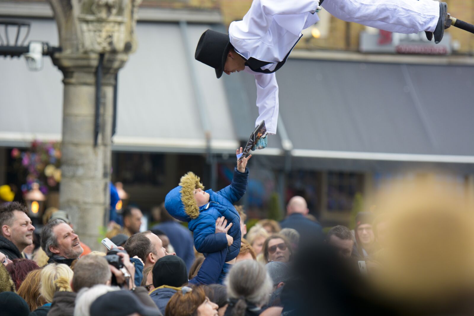 Nikon D7100 sample photo. Street entertainment, show, fun photography