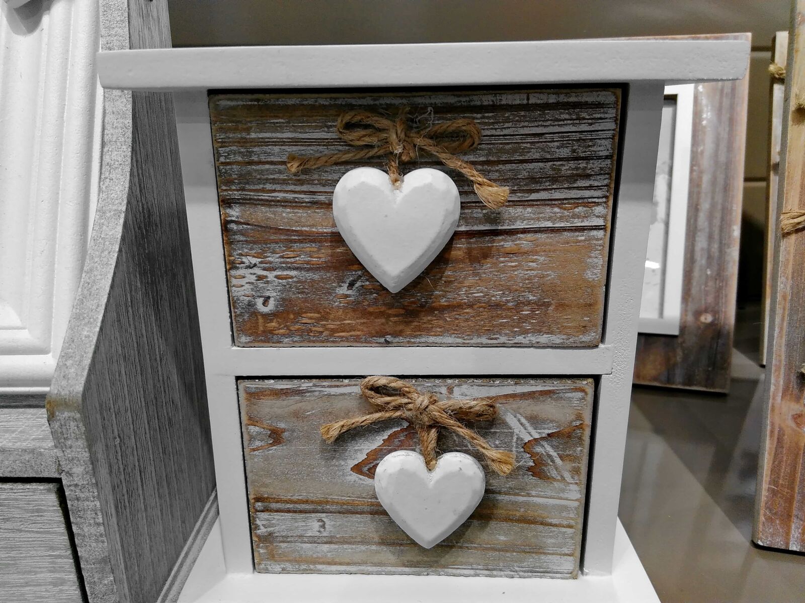 Lenovo S60-A sample photo. Box, furniture, heart, romantic photography