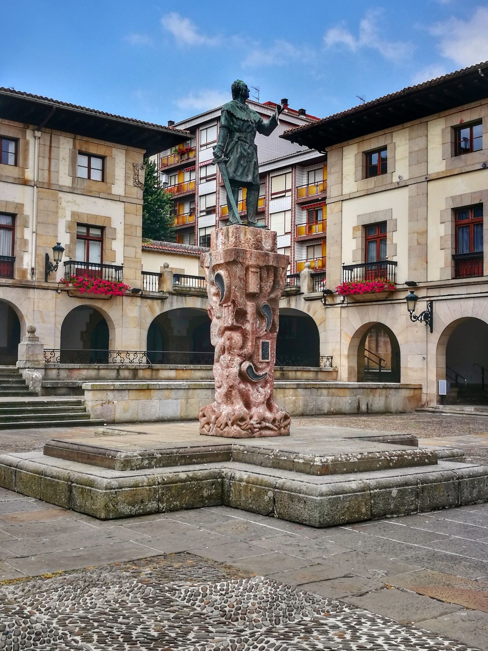 HUAWEI P9 sample photo. History, sculpture, monument photography