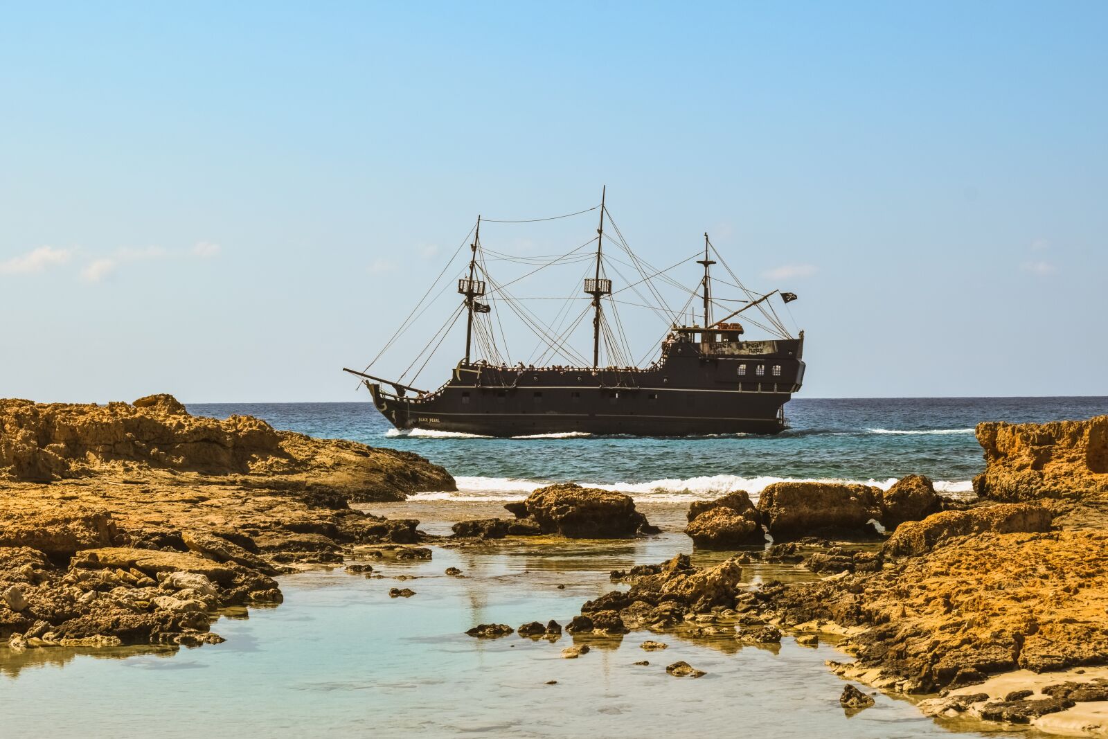 Nikon D3300 sample photo. Coast, sea, rock photography