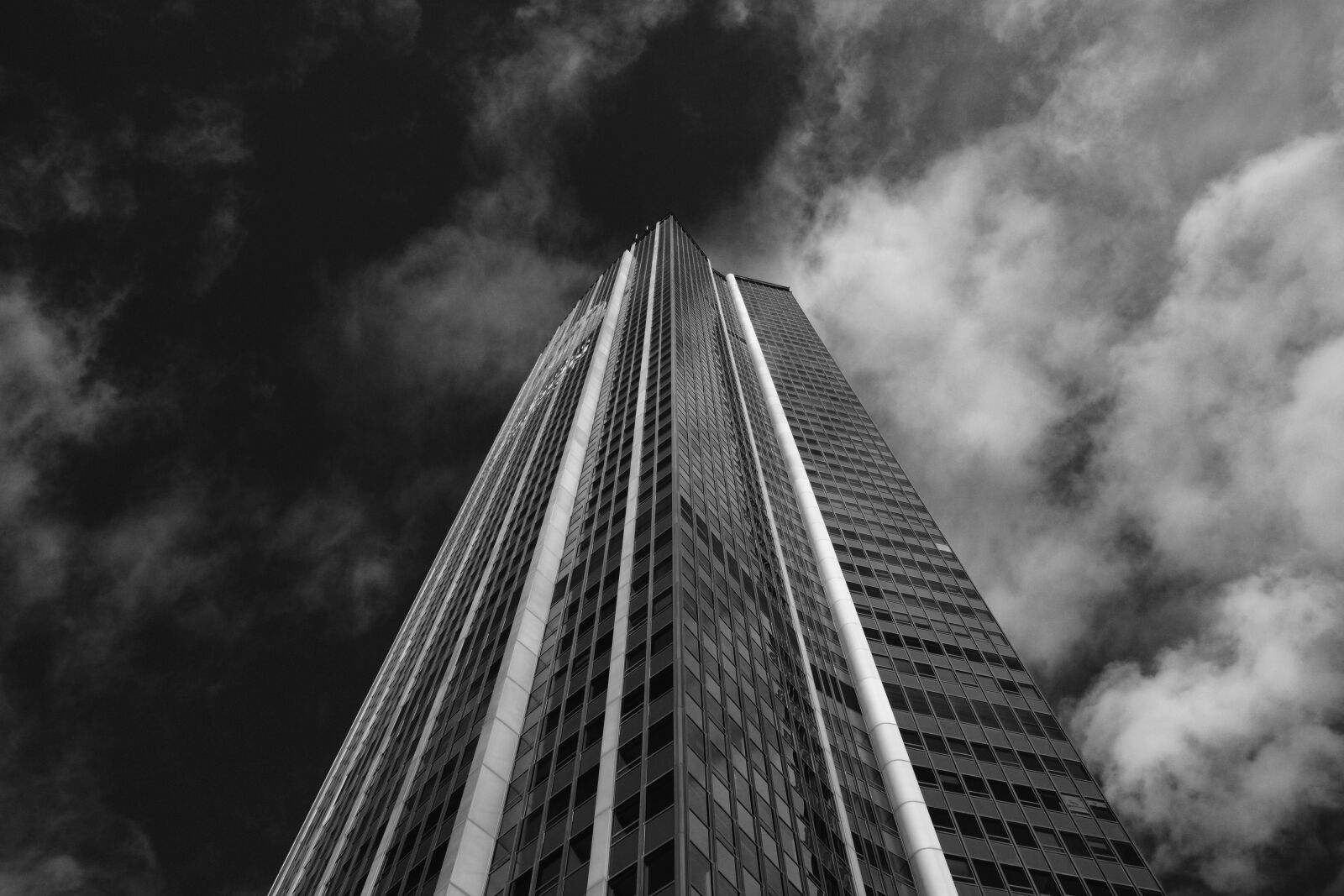 Nikon D5200 sample photo. Montparnasse tower, photo black photography