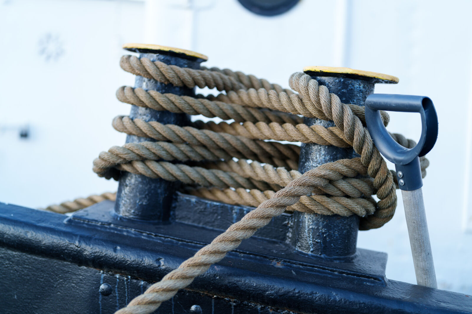 Sony FE 50mm F1.4 GM sample photo. Boat rope photography