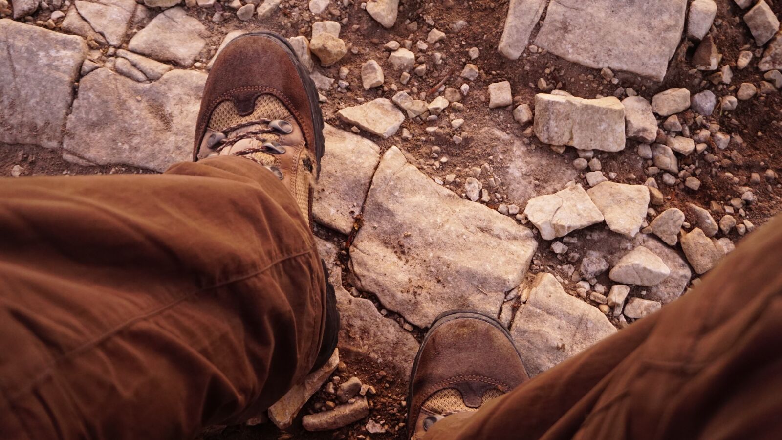 Sony a6000 sample photo. Hiking, shoes, hiking shoes photography