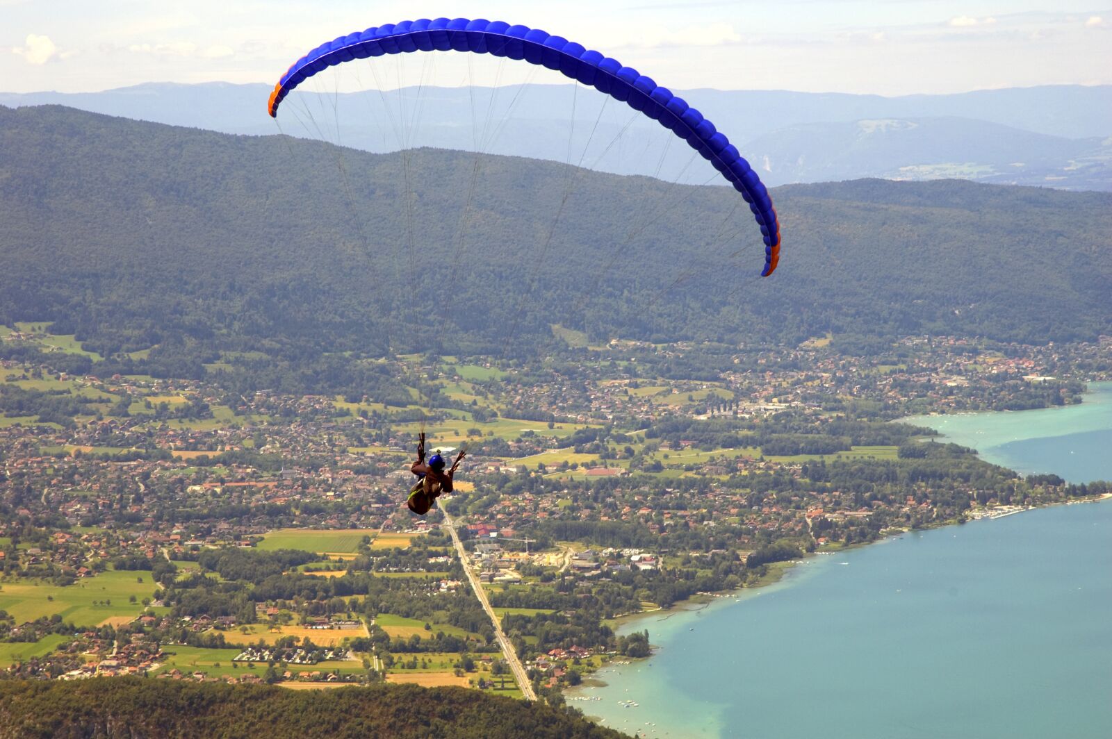 Nikon D70 sample photo. Paragliding, lake, free flight photography