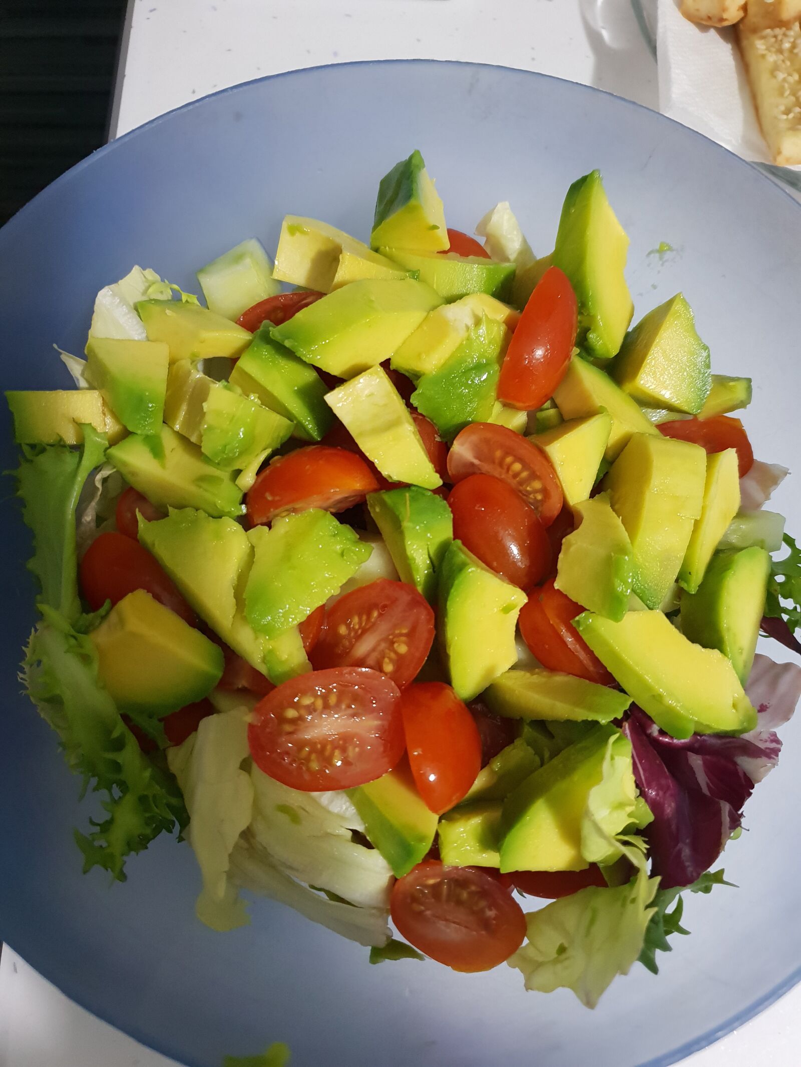 Samsung Galaxy S9 sample photo. Salad, avocado, vegetables photography