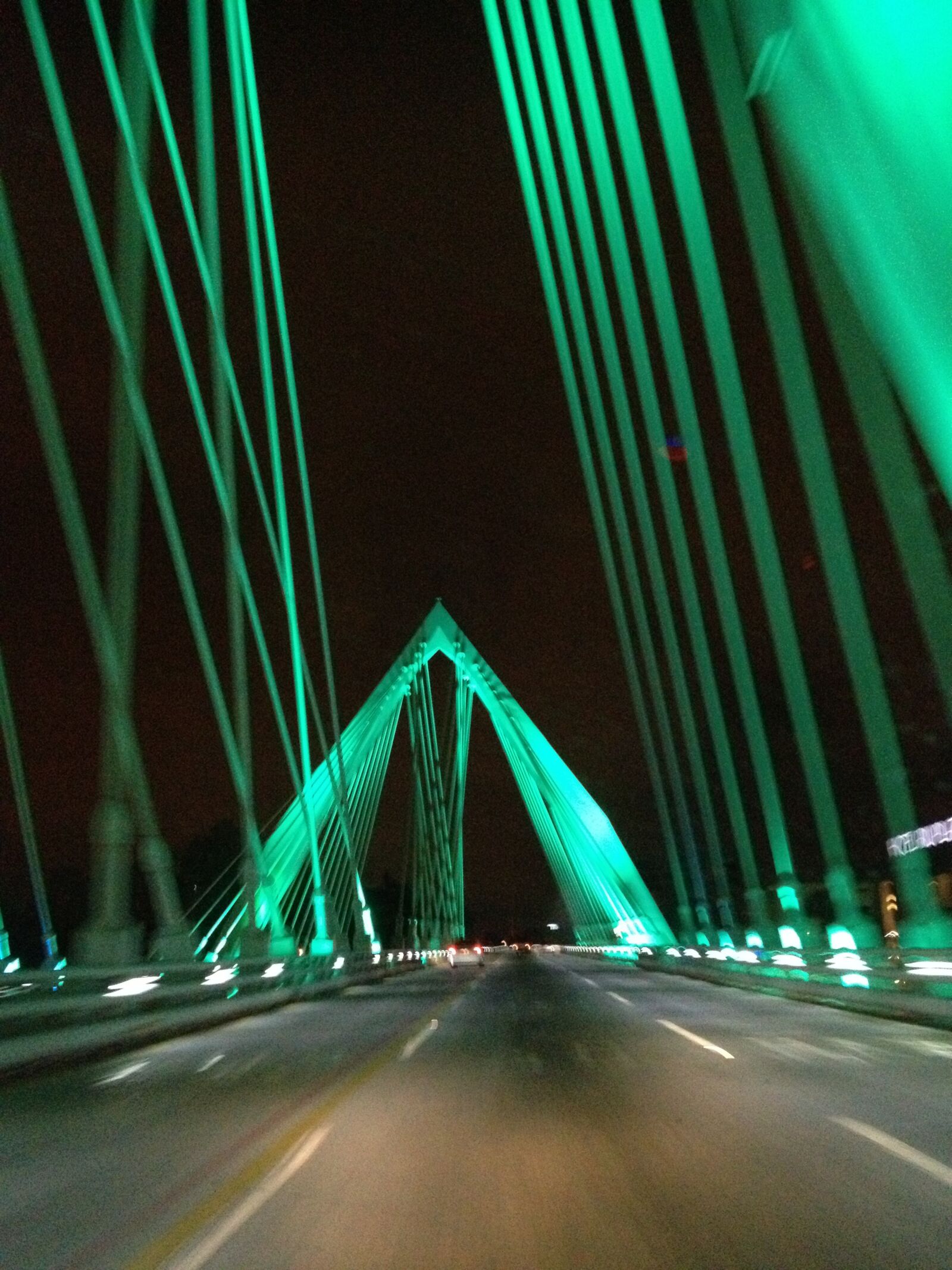 Apple iPhone 4S sample photo. Matute remus, puente, guadalajara photography