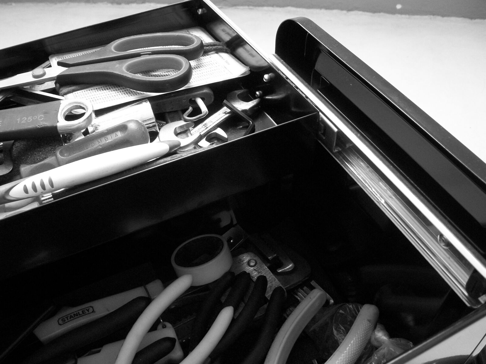 Kodak EASYSHARE M340 DIGITAL CAMERA sample photo. Toolbox, industrial instrumentation, industry photography